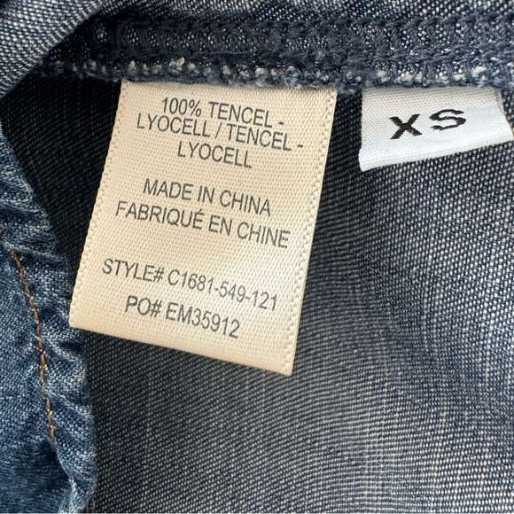 Cloth & Stone Anthropologie Denim Embroidered Star Button Up Shirt - Picture 6 of 7